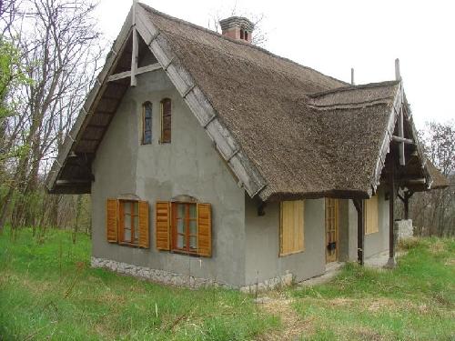 Bungalow The Ideal Places For Holiday At Lake Balaton