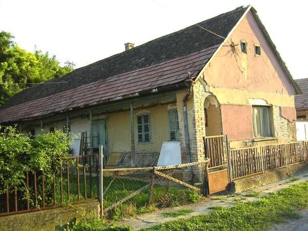 Bauernhaus Závod Tolna € 6950